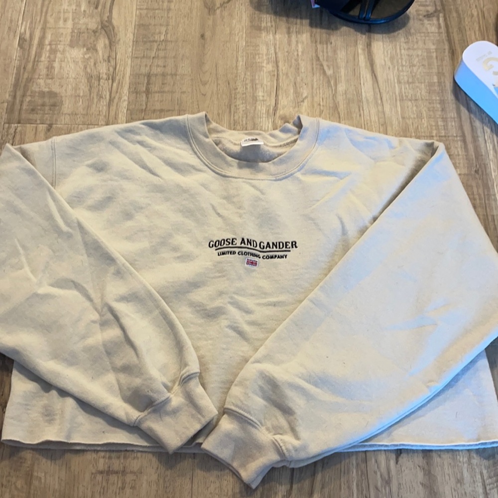 Goose and gander cropped crew neck
